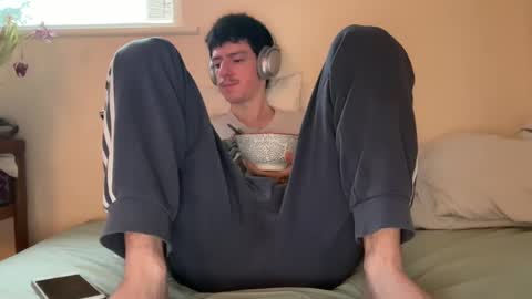 Peaches online show from January 25, 9:57 pm