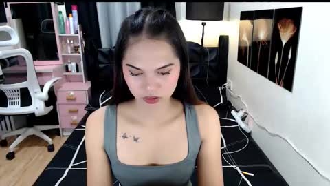 Shane online show from October 8, 4:37 pm