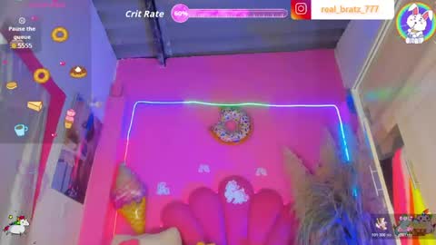 Snapshot of princess_chocolate chatting on July 31, 6:18 pm kandy scarleth online show from July 31, 6:18 pm