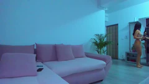 Haziel -  online show from November 30, 1:15 pm