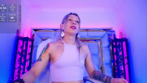 Snapshot of princess_helena_ chatting on January 11, 2:41 am princess helena online show from January 11, 2:41 am