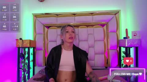 Snapshot of princess_helena_ chatting on February 26, 5:53 am princess helena online show from February 26, 5:53 am