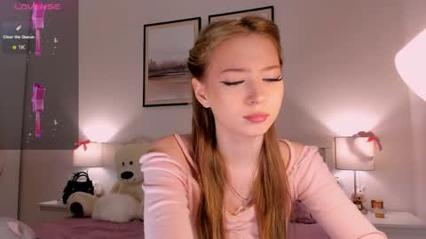 Snapshot of princess_nier chatting on May 21, 8:38 pm Princess Diana online show from May 21, 8:38 pm