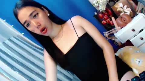 Snapshot of princess_thea123 chatting on October 22, 11:54 am My Love online show from October 22, 11:54 am