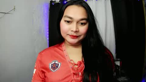 Snapshot of princessaimi69 chatting on November 7, 10:32 pm Aimi online show from November 7, 10:32 pm