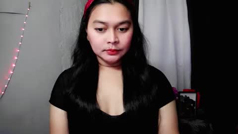 Snapshot of princessaimi69 chatting on December 13, 10:26 pm Aimi online show from December 13, 10:26 pm