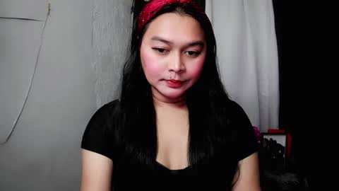 Snapshot of princessaimi69 chatting on December 14, 9:41 pm Aimi online show from December 14, 9:41 pm