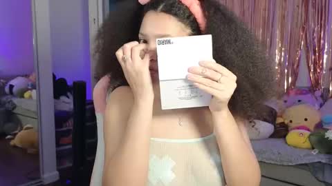 Amber online show from December 15, 6:56 pm