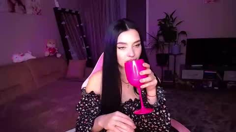 princessamira1 online show from November 9, 3:21 pm