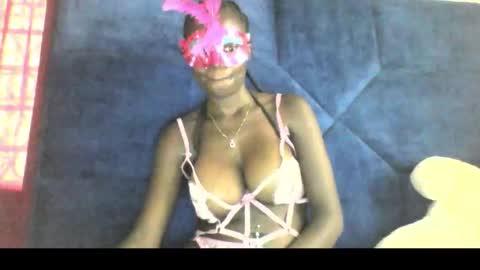 Snapshot of princessbiancah chatting on September 18, 10:06 am Nelly online show from September 18, 10:06 am