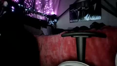 Snapshot of princesshollylove chatting on October 10, 6:12 am Holly love online show from October 10, 6:12 am