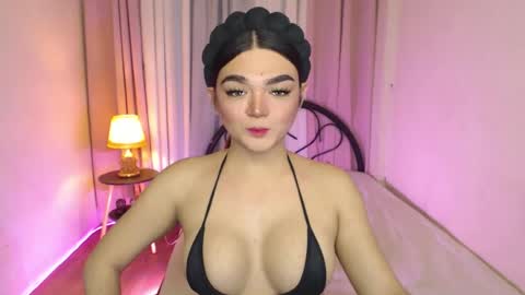 Snapshot of princesshugecumontop chatting on June 28, 9:59 am PrincessDONT FORGET TO FOLLOW ME online show from June 28, 9:59 am