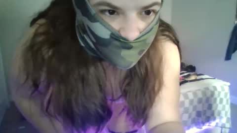 princessicekitten online show from March 9, 9:13 am