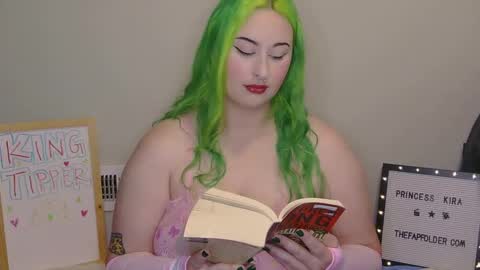 Snapshot of princesskiracb chatting on September 10, 2:06 pm Princess Kira online show from September 10, 2:06 pm