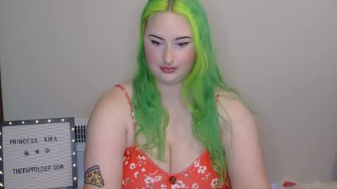 Snapshot of princesskiracb chatting on September 13, 1:44 pm Princess Kira online show from September 13, 1:44 pm