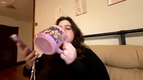 princessviccxo online show from February 20, 6:26 am