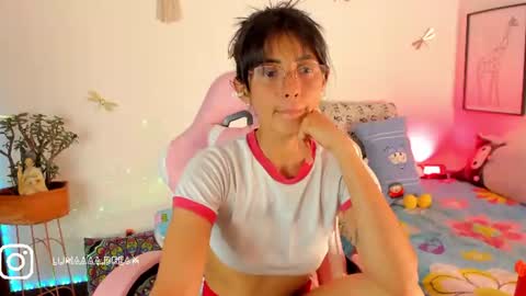 Snapshot of princessluna_14 chatting on July 4, 10:05 pm princessluna_14 online show from July 4, 10:05 pm