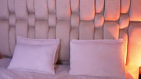 Lu online show from March 13, 8:04 pm