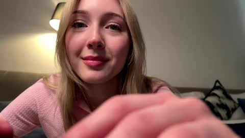 Kate online show from April 21, 1:28 pm