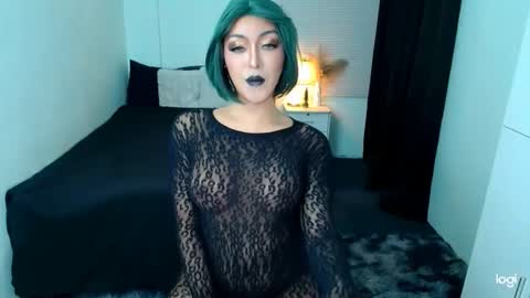 Snapshot of princessofcums69 chatting on March 4, 8:13 am Love online show from March 4, 8:13 am