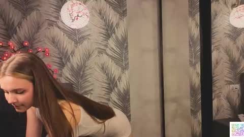 Hina online show from June 4, 5:19 pm