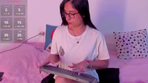 Snapshot of princesstina06 chatting on July 14, 10:59 pm Valentina online show from July 14, 10:59 pm