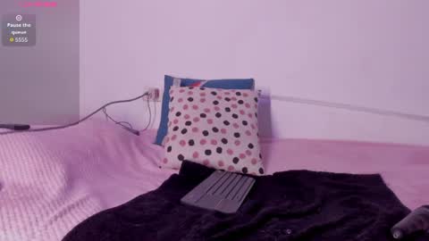 Snapshot of princesstina06 chatting on July 23, 1:58 am Valentina online show from July 23, 1:58 am