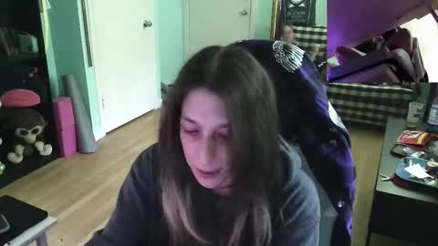 Snapshot of princesstyff chatting on September 14, 9:14 pm Tyff et Blast online show from September 14, 9:14 pm