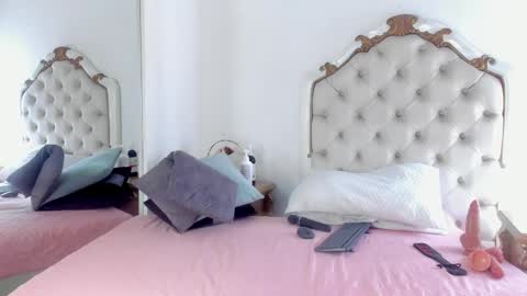 Snapshot of princsgirl_ chatting on February 25, 7:47 pm Marcela online show from February 25, 7:47 pm