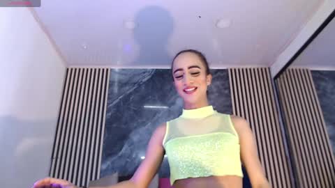 Snapshot of priscilarainbow chatting on January 9, 7:50 pm priscilarainbow online show from January 9, 7:50 pm