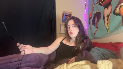 Snapshot of prism50 chatting on December 1, 2:16 am Prism online show from December 1, 2:16 am