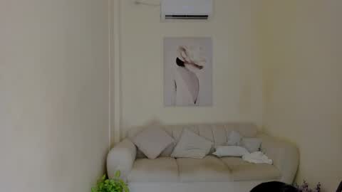 prissi_rivas online show from March 17, 9:07 pm