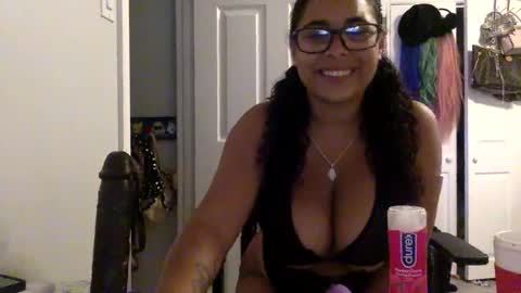 Snapshot of prissyymissyy chatting on September 18, 9:06 pm prissyymissyy online show from September 18, 9:06 pm
