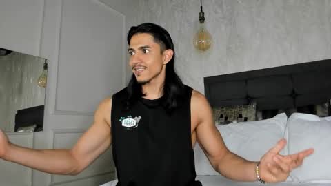 Snapshot of privilegewc chatting on December 3, 3:25 am privilegewc online show from December 3, 3:25 am