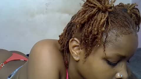 priya_queen online show from April 19, 9:30 am