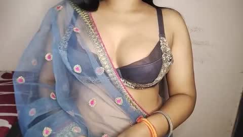 Snapshot of priyu_ chatting on November 19, 4:51 pm priyu_ online show from November 19, 4:51 pm