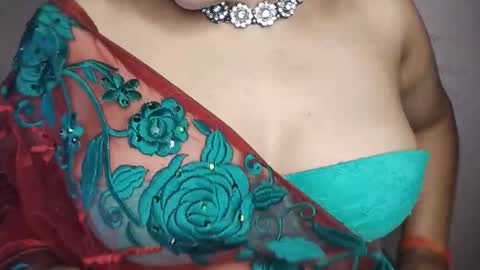 Snapshot of priyu_ chatting on November 21, 2:38 pm priyu_ online show from November 21, 2:38 pm