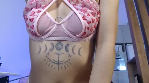 Lua Sekmet online show from October 26, 7:53 pm