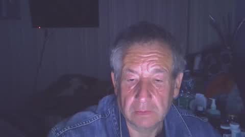 projectorepson online show from April 29, 6:47 pm