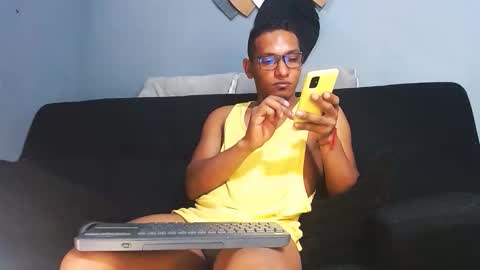 Grande y Gruesa online show from January 12, 6:40 am