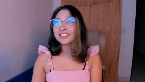 Snapshot of pscis_69 chatting on January 4, 4:44 am Mara online show from January 4, 4:44 am