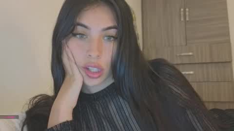 Snapshot of pssiquiss chatting on November 17, 10:26 pm Katerine online show from November 17, 10:26 pm