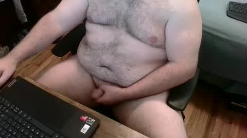 Snapshot of pswizzle69 chatting on October 22, 6:51 pm pswizzle69 online show from October 22, 6:51 pm