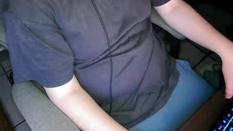 your mysterious man online show from April 26, 1:47 am