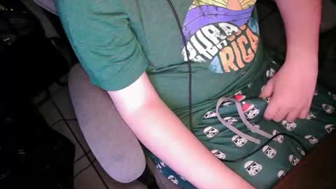 your mysterious man online show from June 19, 2:38 am