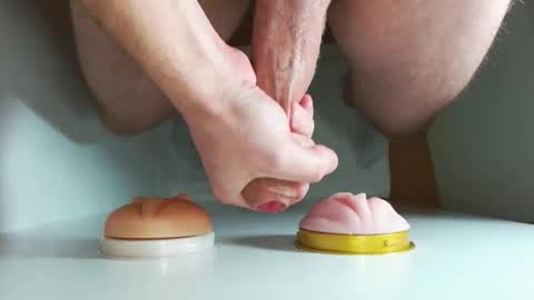 Snapshot of pude90 chatting on October 6, 5:38 am PuDe90 online show from October 6, 5:38 am