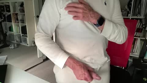 puffiest online show from April 2, 8:01 am