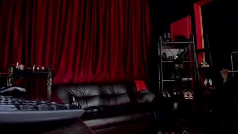 MissPuffyLove online show from March 4, 10:16 pm