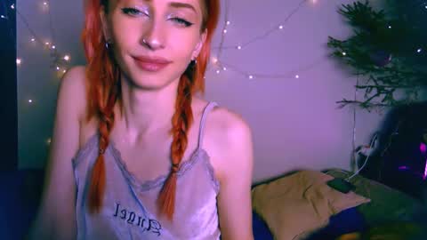 Snapshot of pufpufog chatting on January 11, 12:29 pm EsteticHouse online show from January 11, 12:29 pm