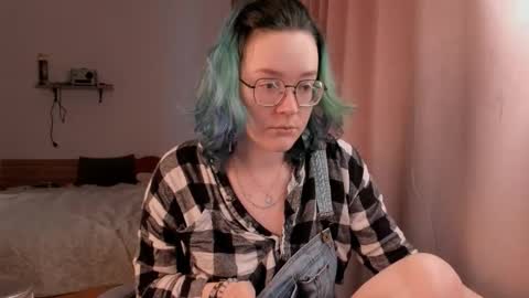 Snapshot of pumbazaebumba chatting on November 25, 8:36 am Alisa lack of vitamin D online show from November 25, 8:36 am